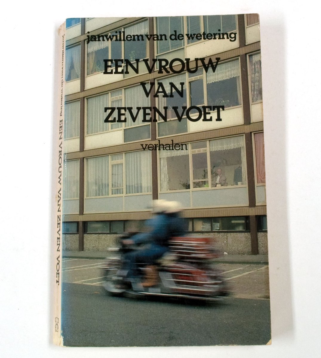 Een vrouw van zeven voet