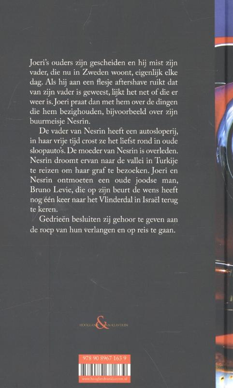 De geur van roestig ijzer achterkant