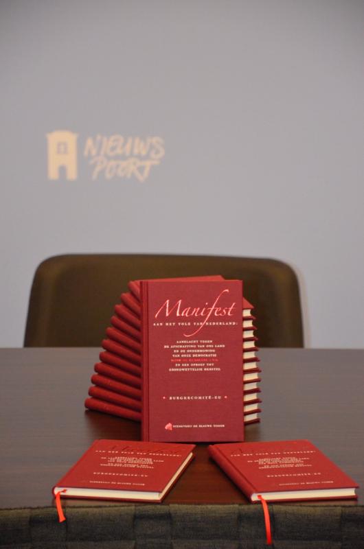 Manifest aan het volk van Nederland achterkant