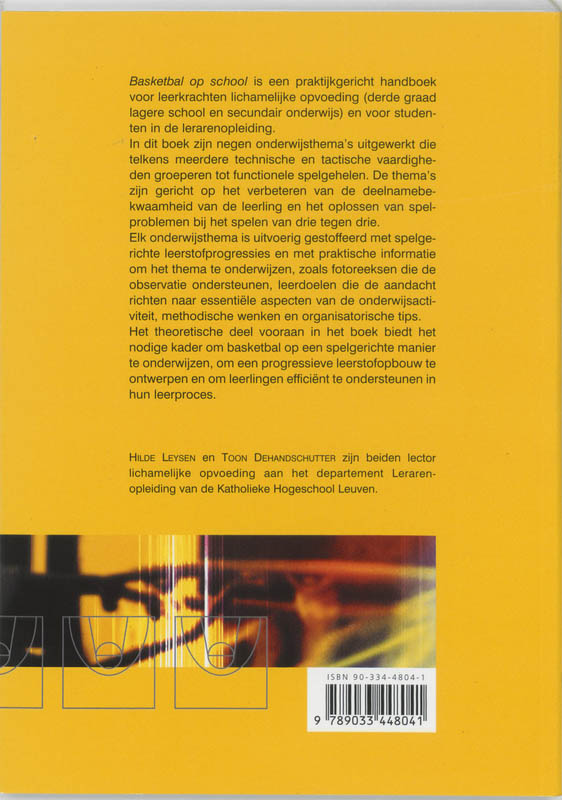 Basketbal op school achterkant