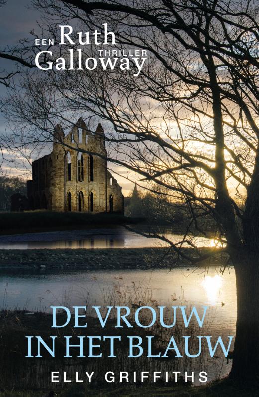 De vrouw in het blauw / Ruth Galloway / 8