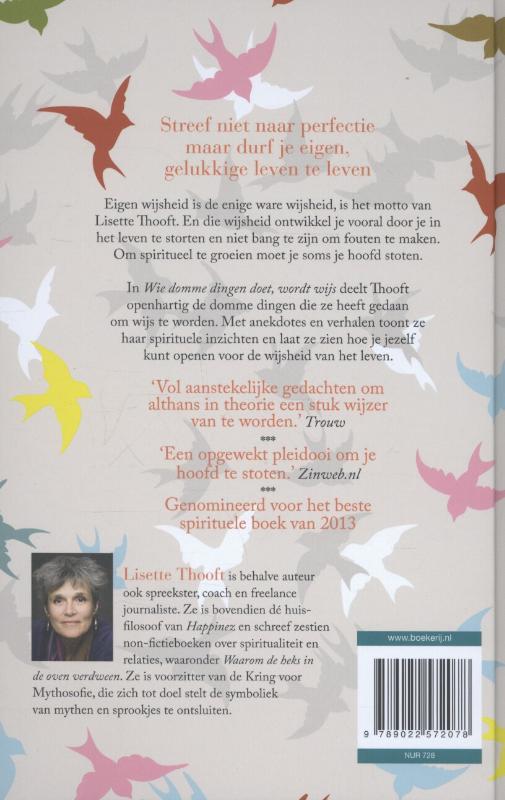 Wie domme dingen doet wordt wijs achterkant