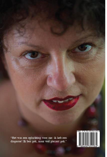 Leven op de top van een vulkaan achterkant