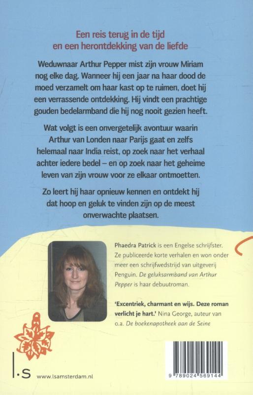 De geluksarmband van Arthur Pepper achterkant