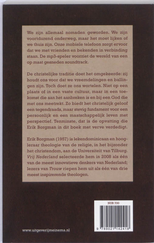 Wortelen in vaste grond achterkant