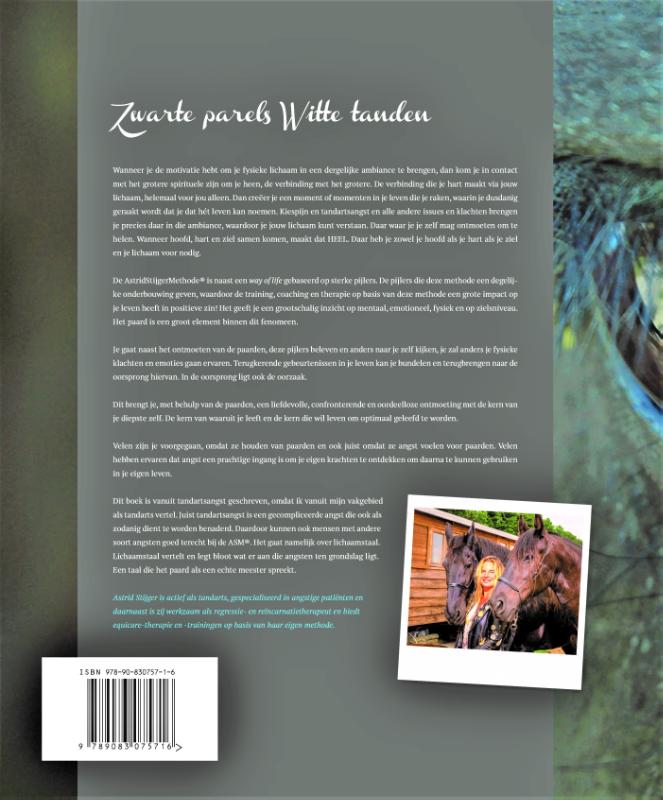 Zwarte parels Witte tanden achterkant