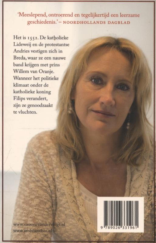 Rode sneeuw in december achterkant