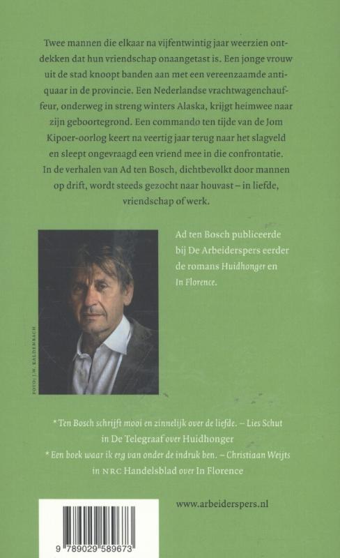 De tuin in Biak achterkant