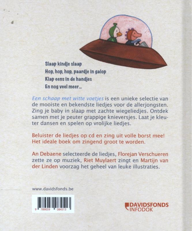 Een schaap met witte voetjes achterkant