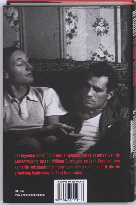 En De Nijlpaarden Werden Gekookt In Hun Bassins achterkant