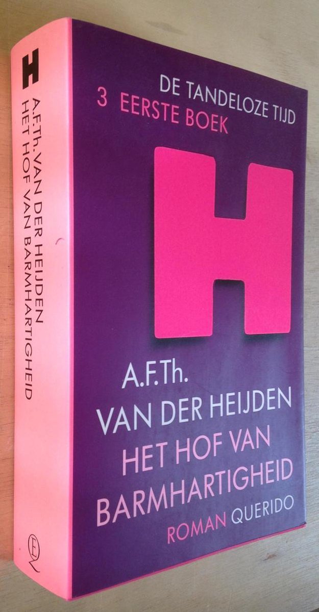 Het Hof van Barmhartigheid / Oud omslag / De tandeloze tijd / 3-1