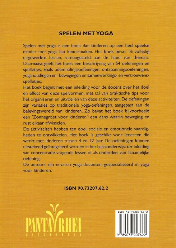 Spelen met yoga achterkant
