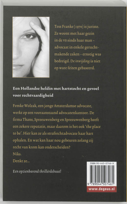 De Inwijding achterkant