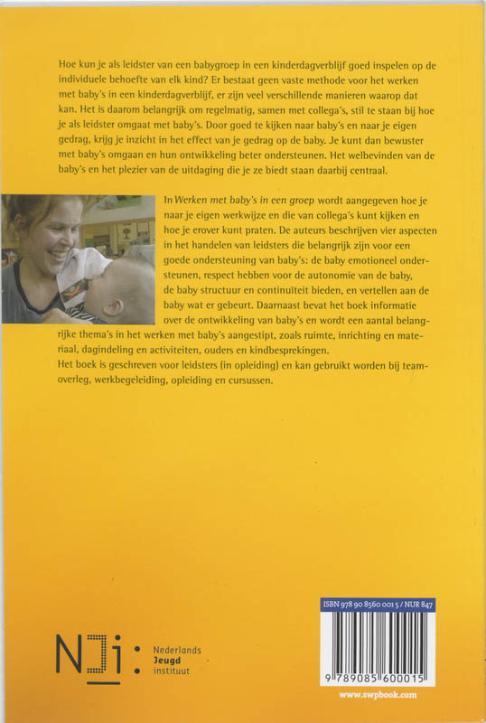 Werken met baby's in een groep achterkant