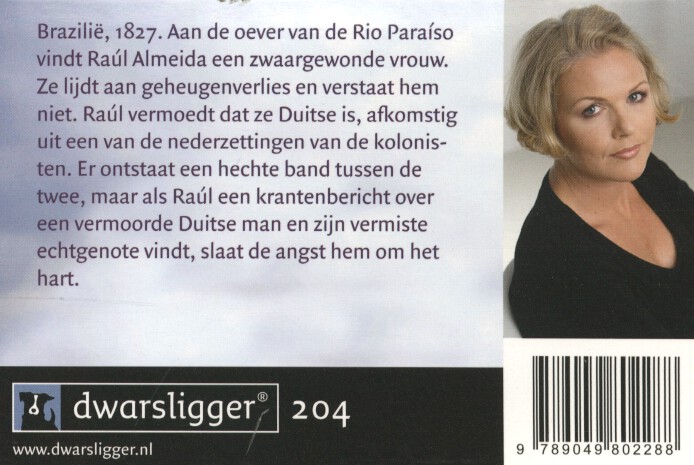De ranken van de passiebloem achterkant