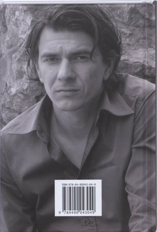 Essay over het toegewijde bestaan als supporter van voetbalclub Standard de Liege achterkant