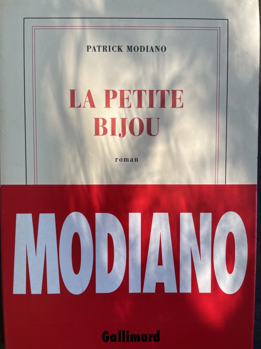 La Petite Bijou - Patrick Modiano
