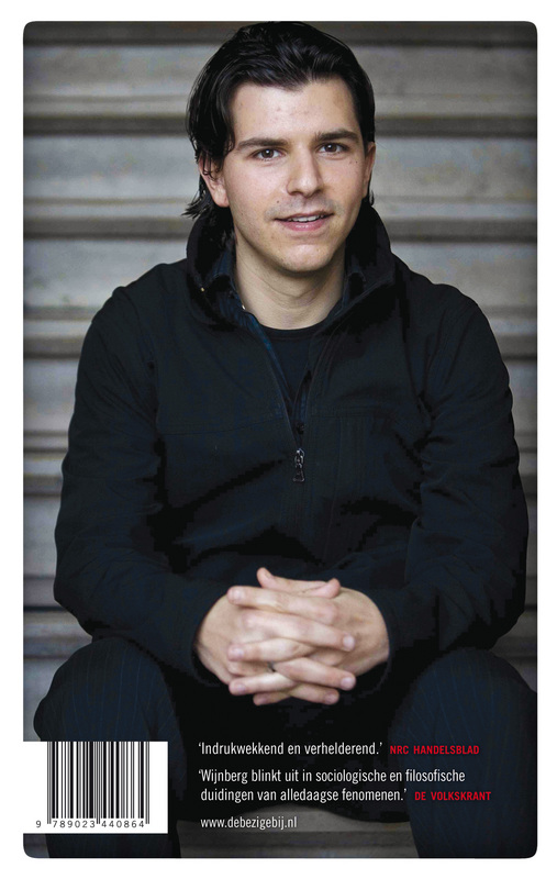 Nietzsche en Kant lezen de krant achterkant