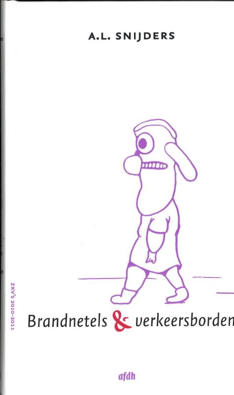 Brandnetels en verkeersborden