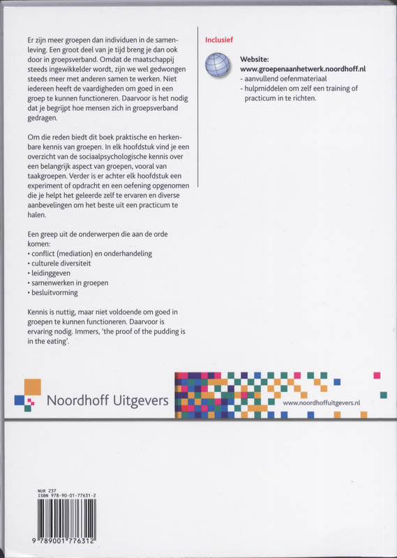 Groepen aan het werk achterkant