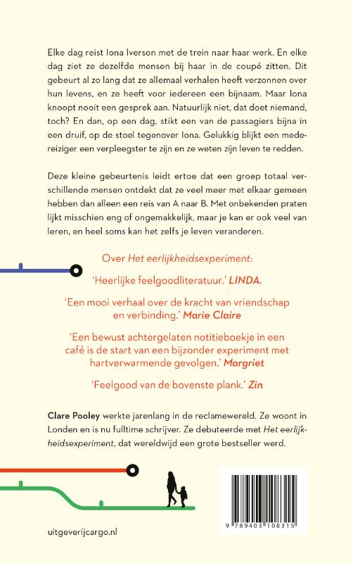 De reizigers op perron 5 achterkant