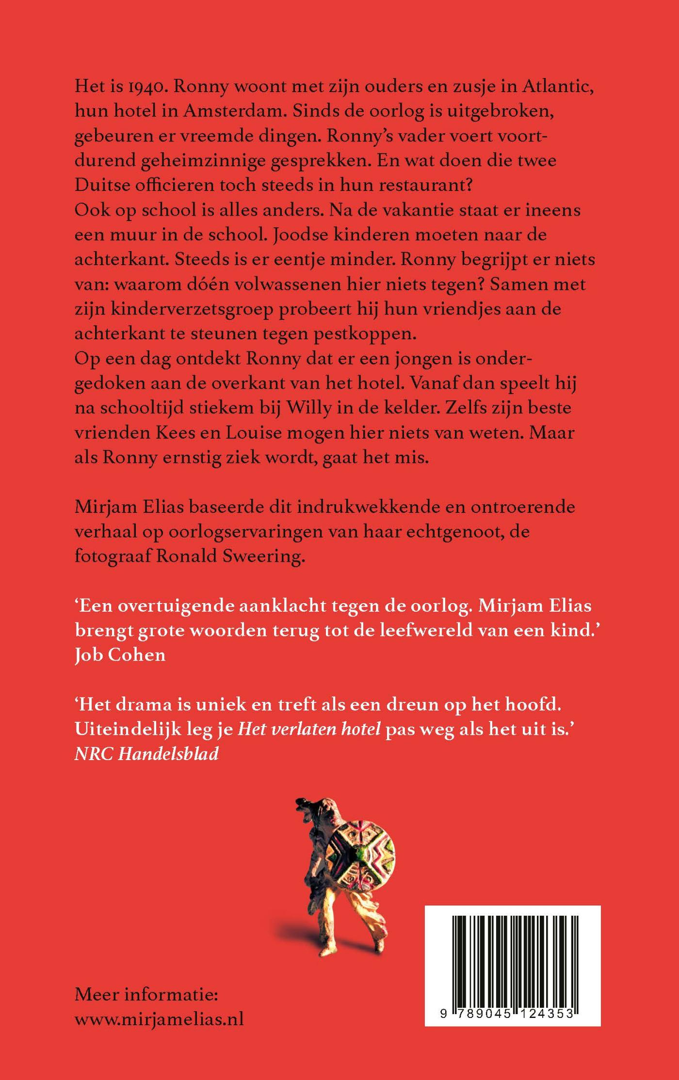 Het verlaten hotel achterkant