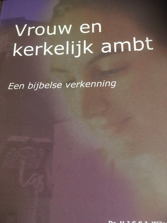 Vrouw en kerkelijk ambt