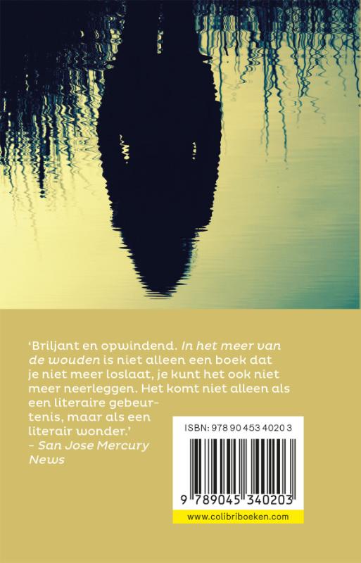 In het meer van de wouden achterkant