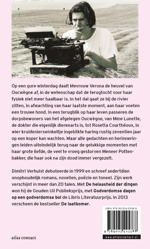 Mevrouw Verona daalt de heuvel af achterkant