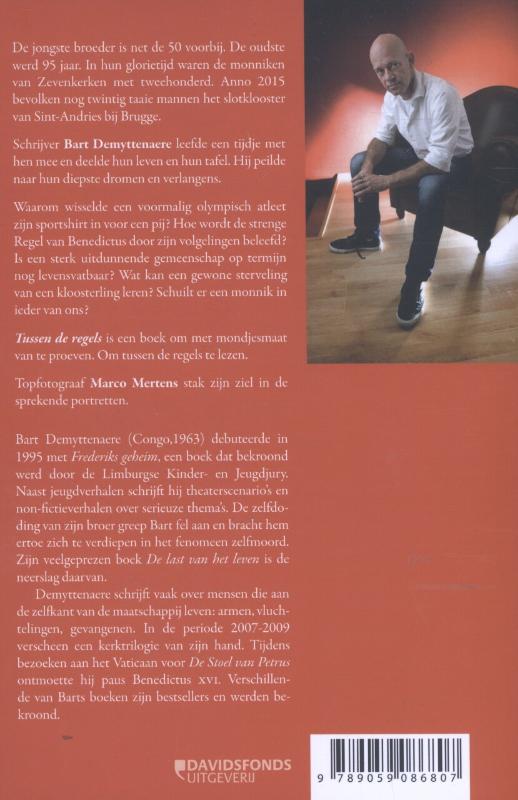 Tussen de regels achterkant