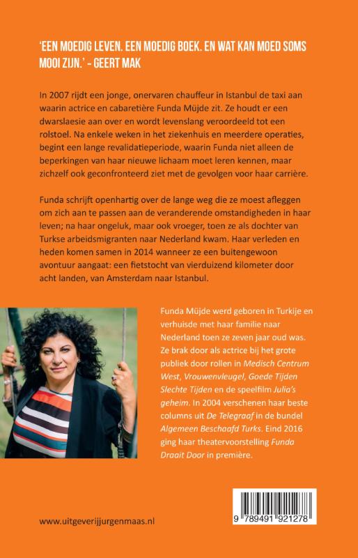 Niemand vraagt meer waar ik vandaan kom (sinds ik in een rolstoel zit) achterkant