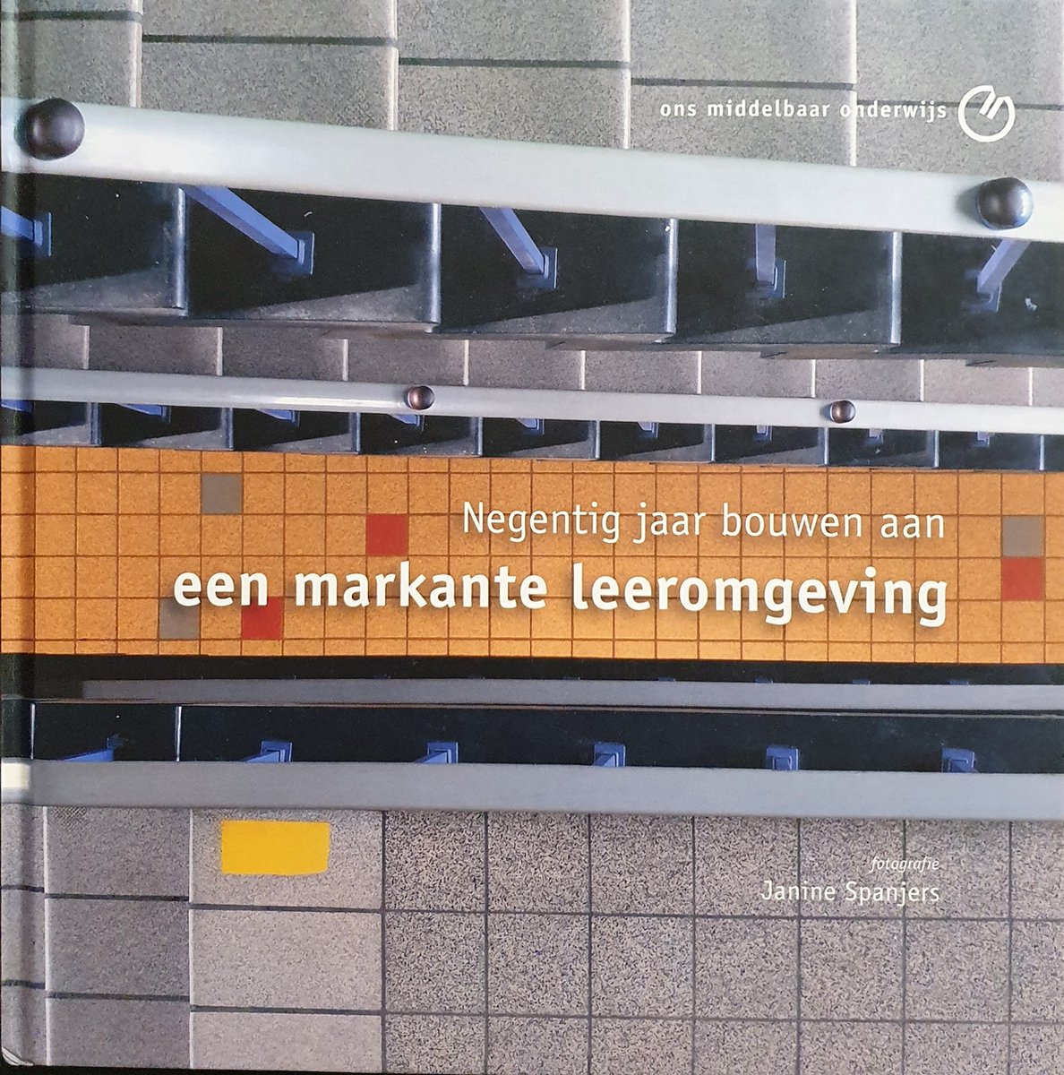 Negentig jaar bouwen aan een markante leeromgeving