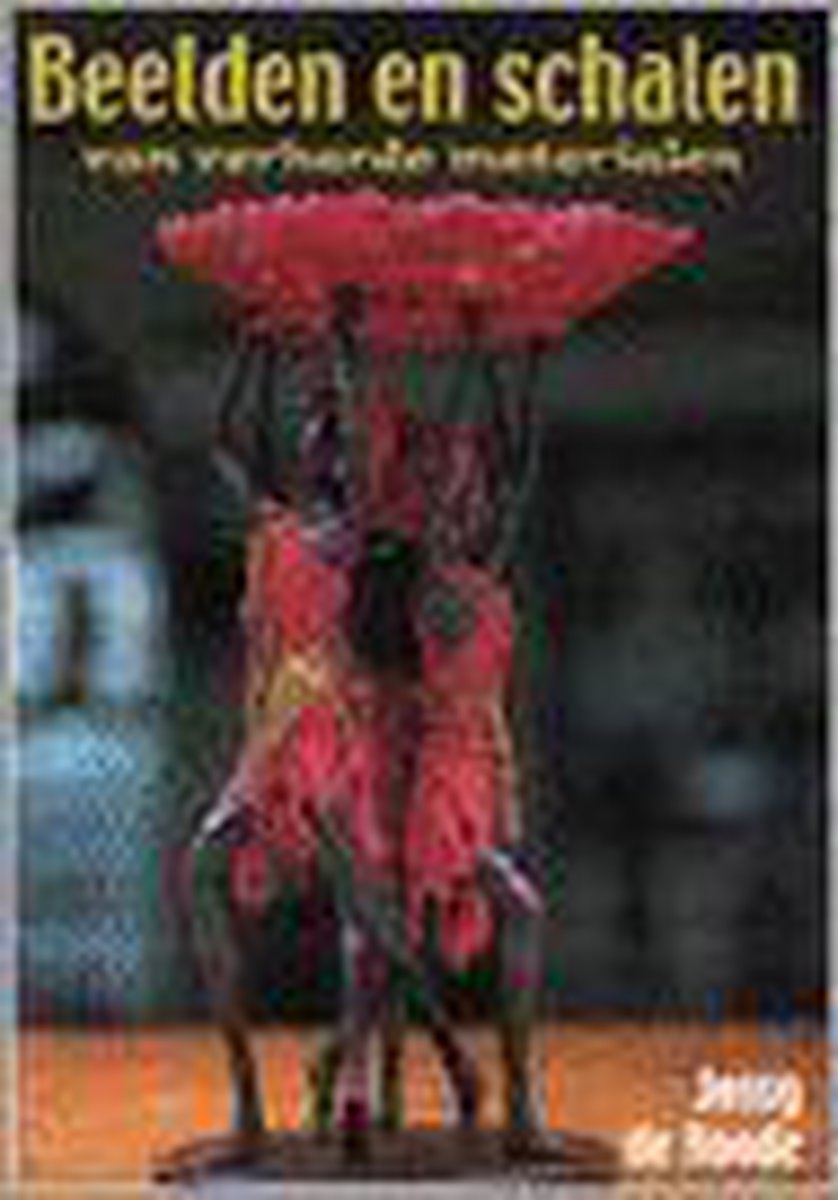 Beelden En Schalen Van Verharde Material