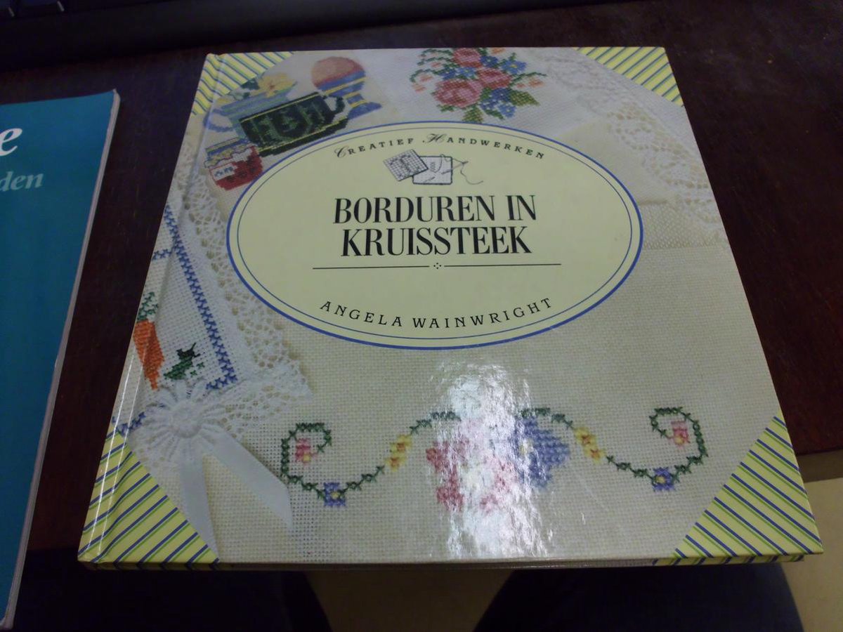Borduren in kruissteek