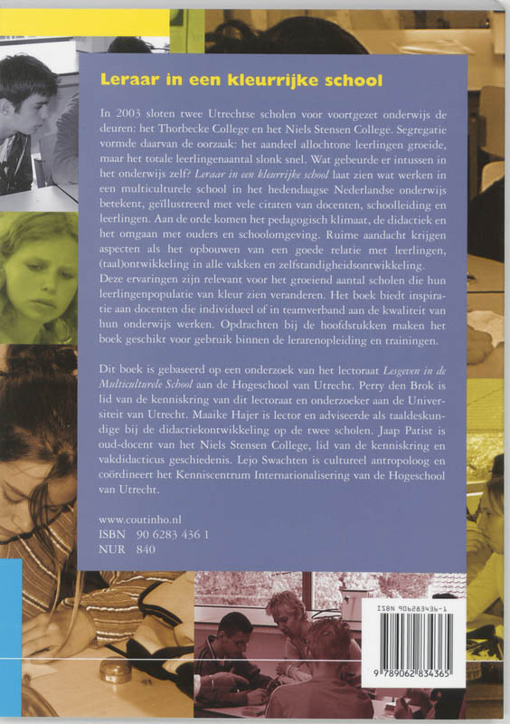Leraar In Een Kleurrijke School achterkant