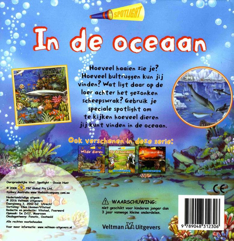 In de oceaan achterkant