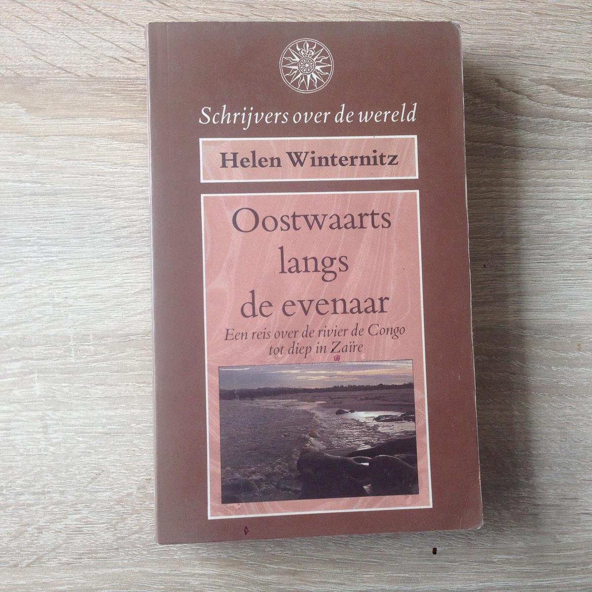 Oostwaarts langs de evenaar / Schrijvers over de wereld